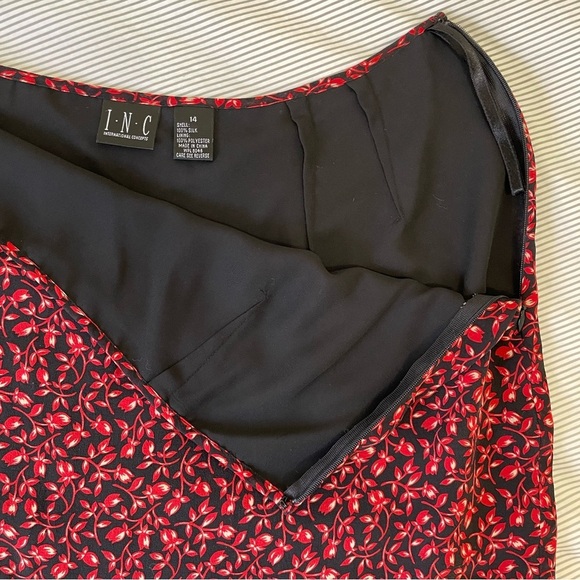 I.N.C Silk Red/Black Tiny Floral Print Above the Knee Frill Y2K Skirt size 14 - Picture 4 of 7